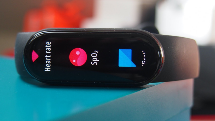 Vòng đeo tay thông minh Xiaomi Mi Smart Band 6 - Quốc Tế